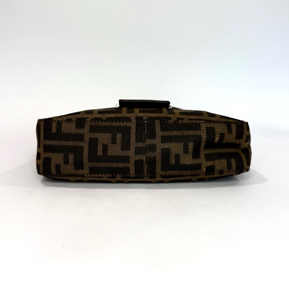 ✨SOLD✨ Vintage Fendi Zucca Baguette - Picture 7 of 10